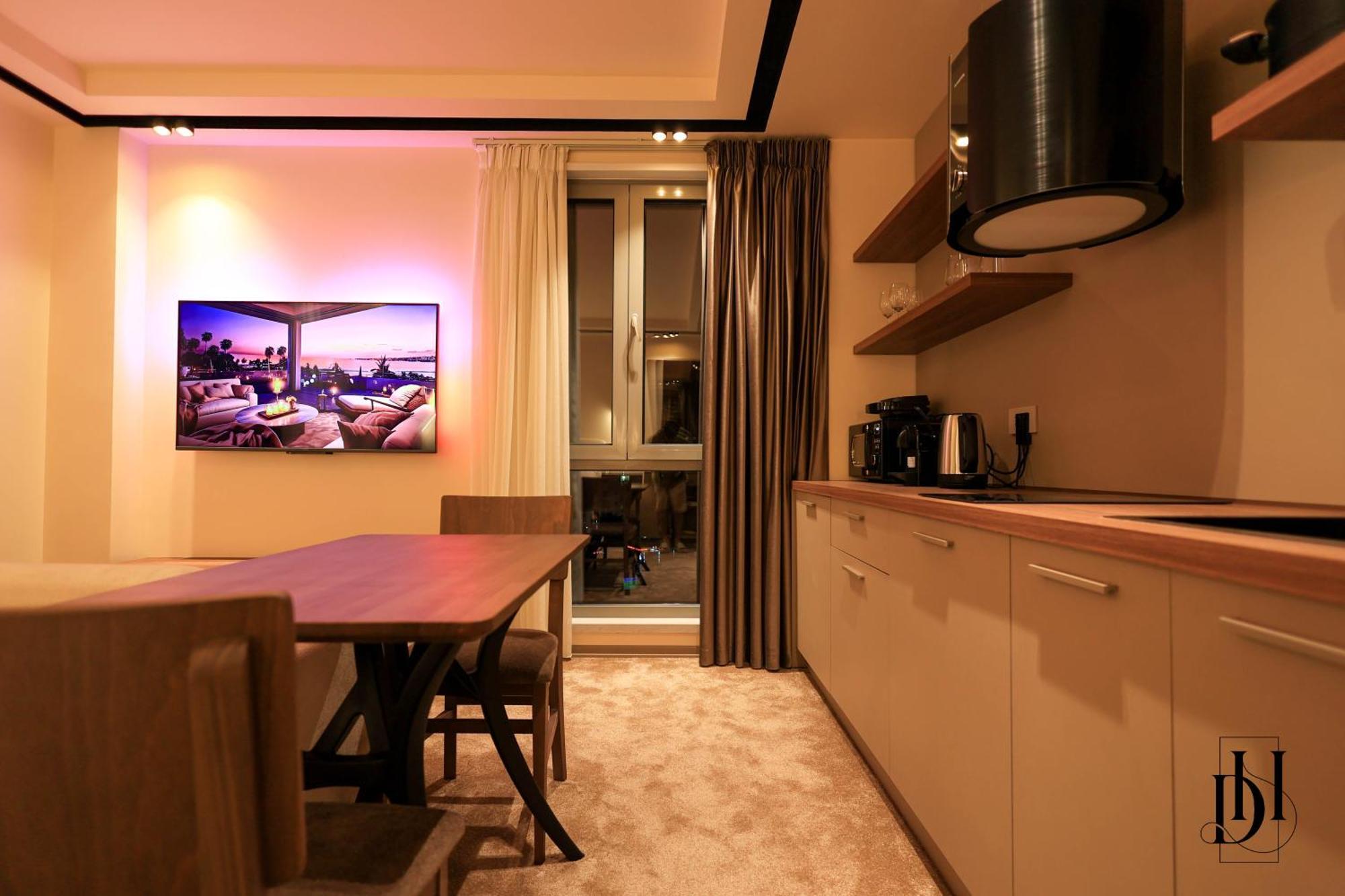Deha Rooms & Apartments Тирана Екстериор снимка