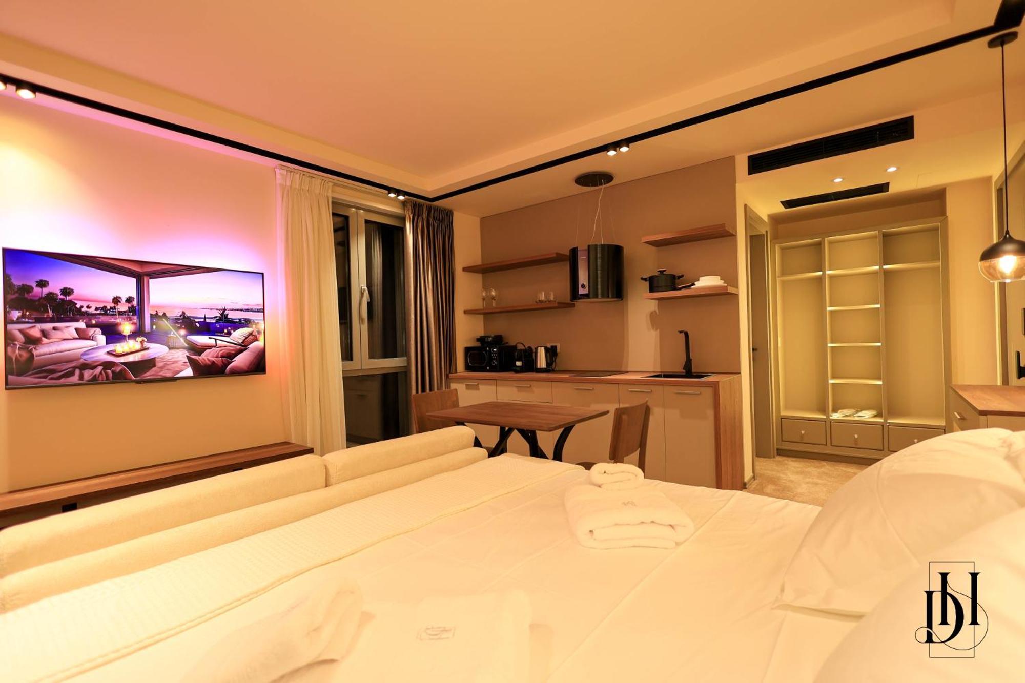 Deha Rooms & Apartments Тирана Екстериор снимка