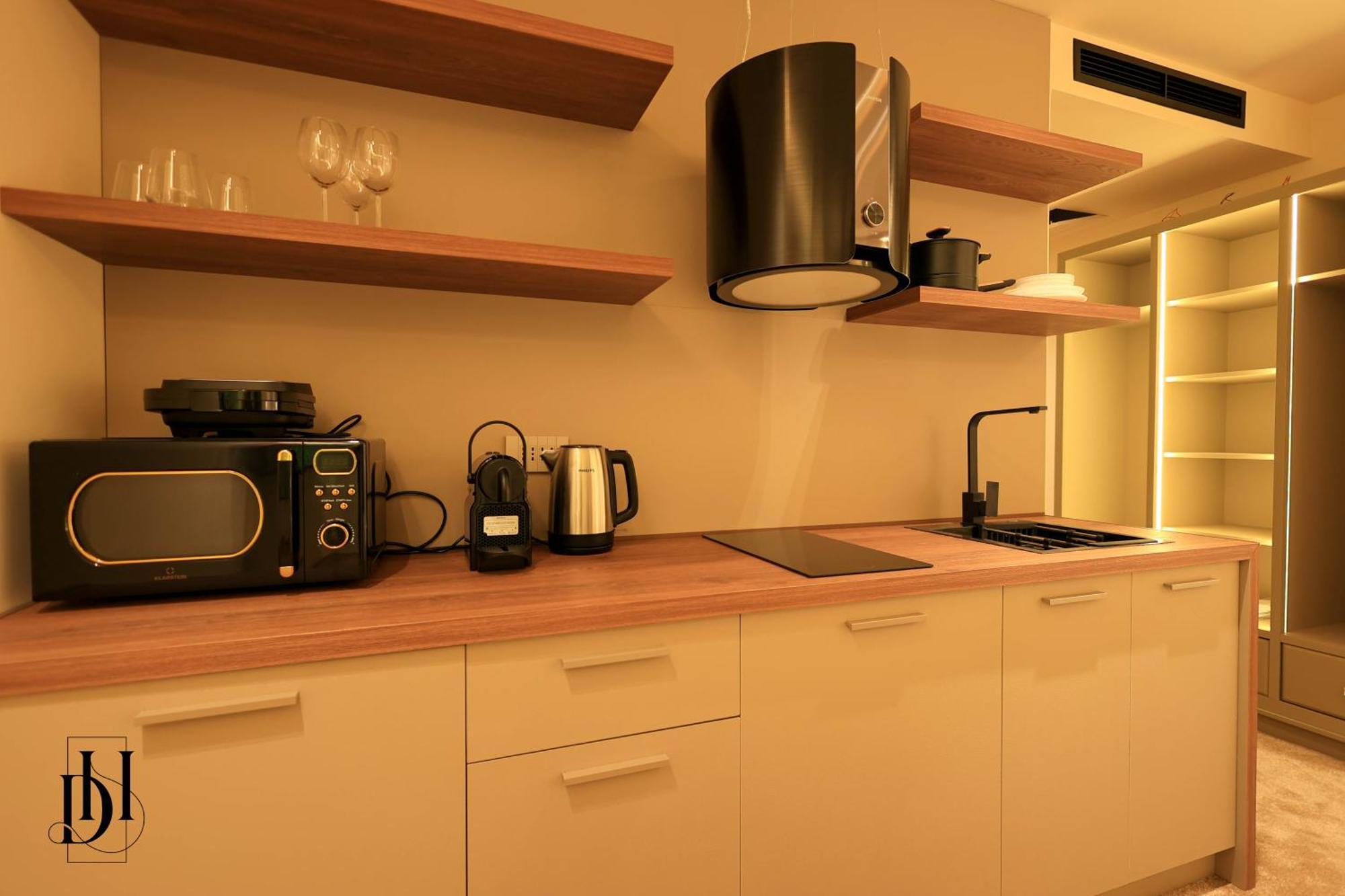 Deha Rooms & Apartments Тирана Екстериор снимка