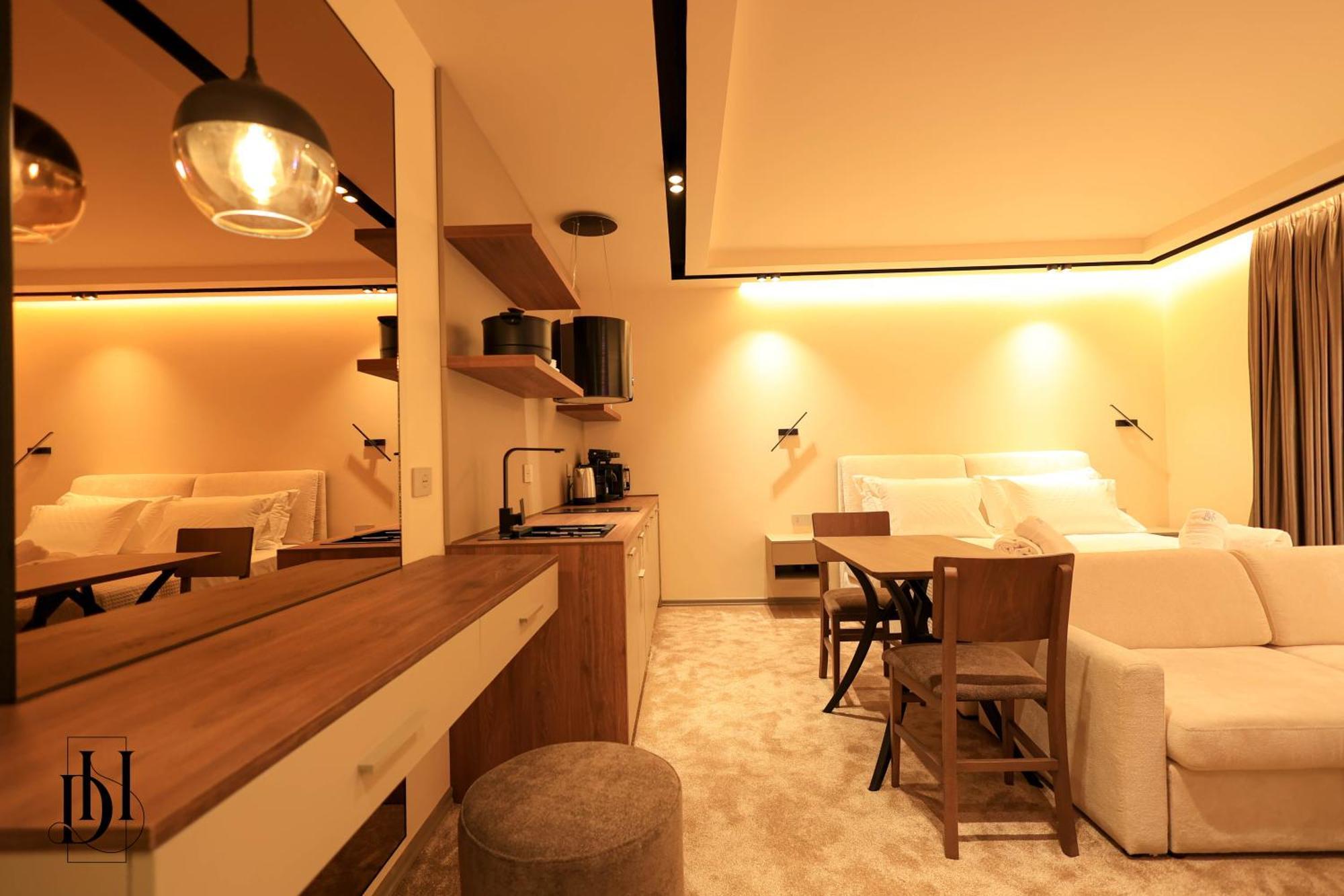 Deha Rooms & Apartments Тирана Екстериор снимка