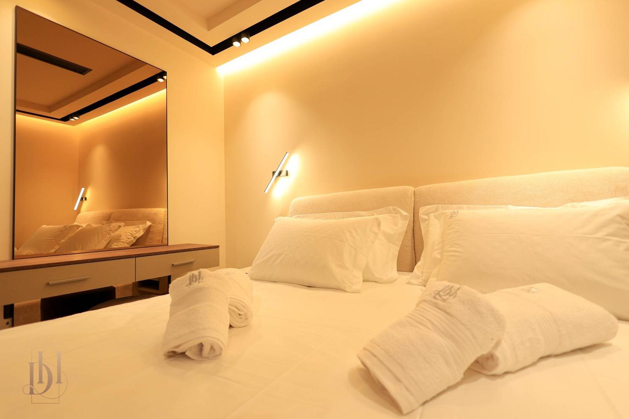 Deha Rooms & Apartments Тирана Екстериор снимка