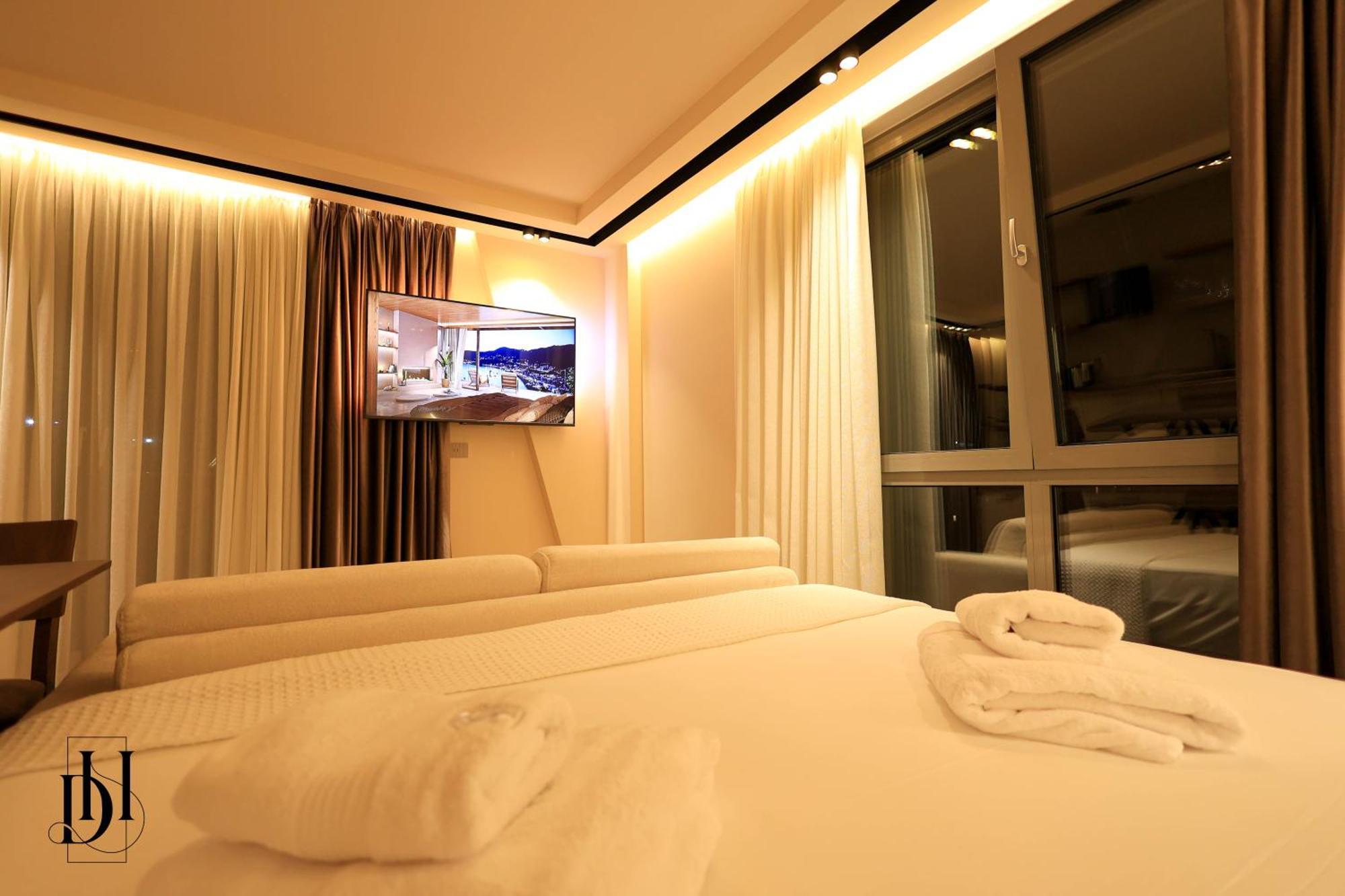 Deha Rooms & Apartments Тирана Екстериор снимка
