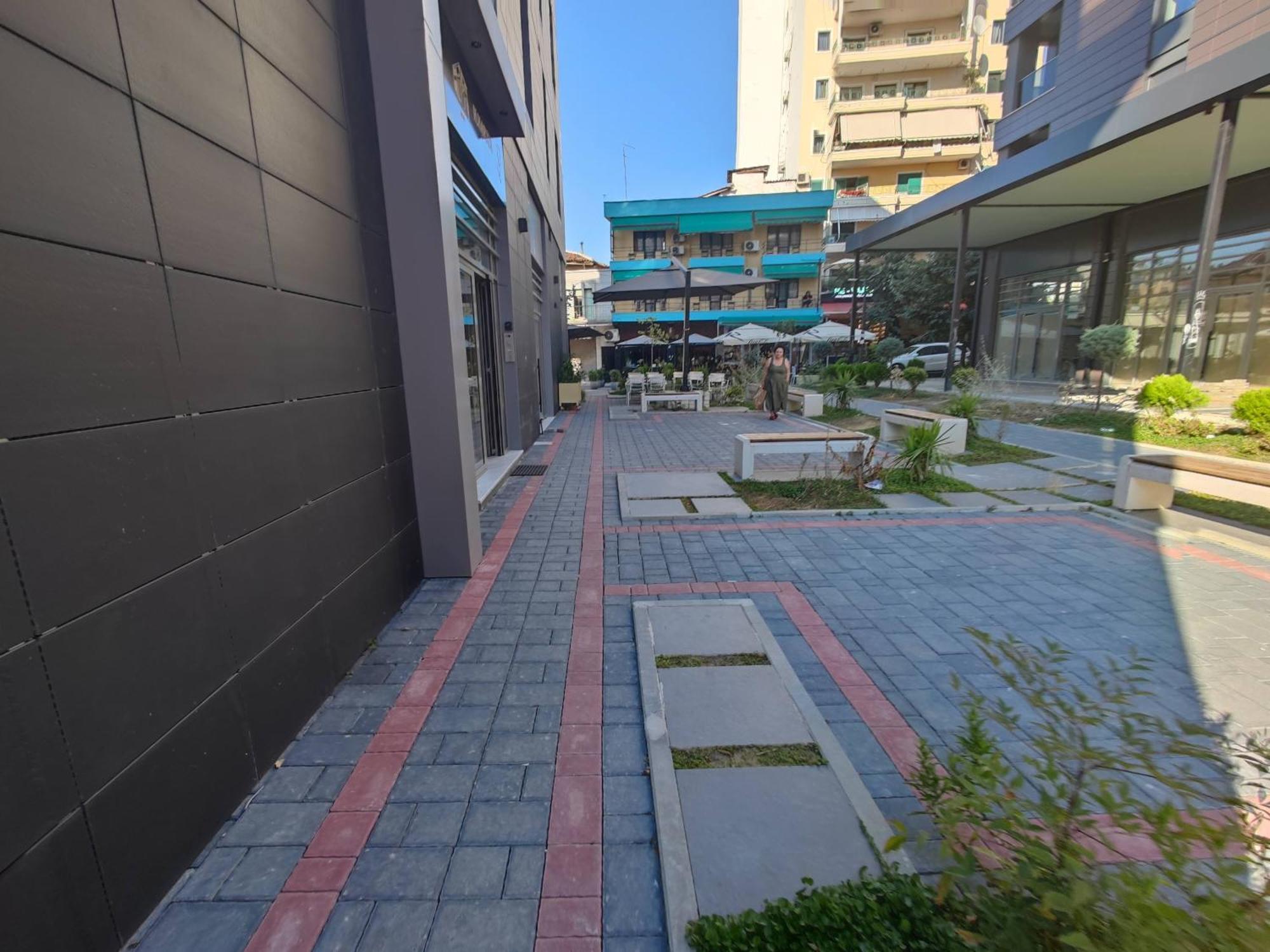Deha Rooms & Apartments Тирана Екстериор снимка