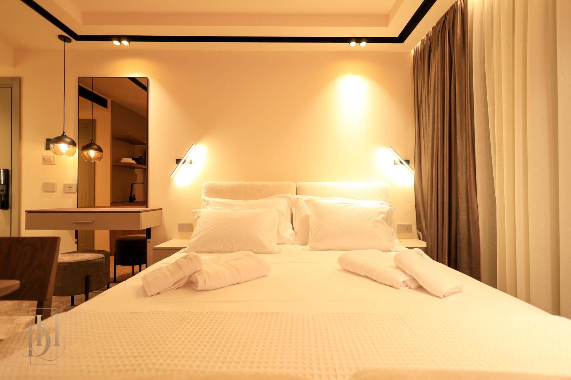 Deha Rooms & Apartments Тирана Екстериор снимка