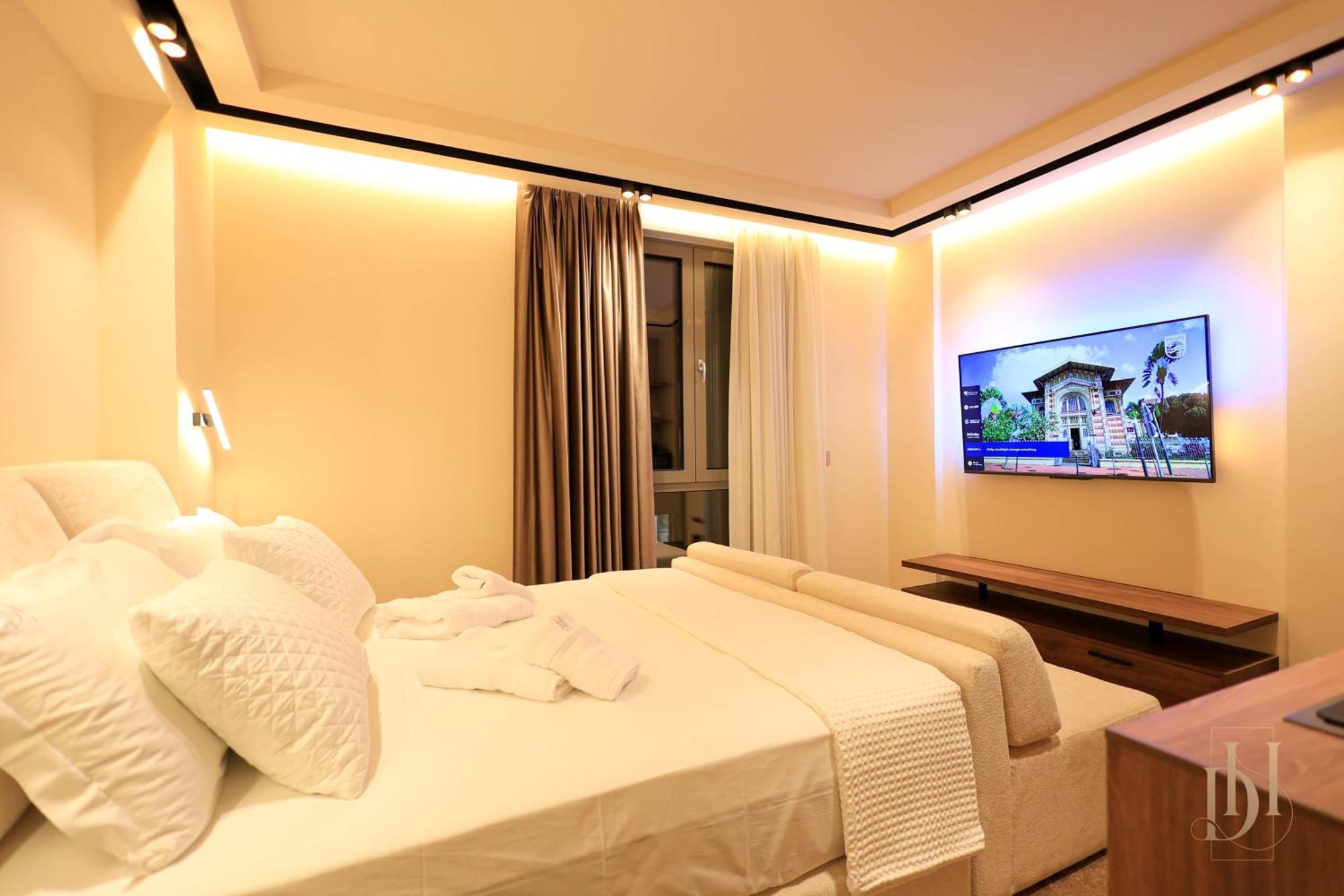Deha Rooms & Apartments Тирана Екстериор снимка