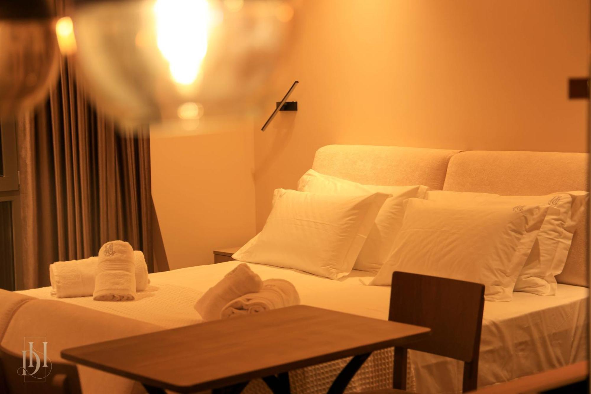Deha Rooms & Apartments Тирана Екстериор снимка